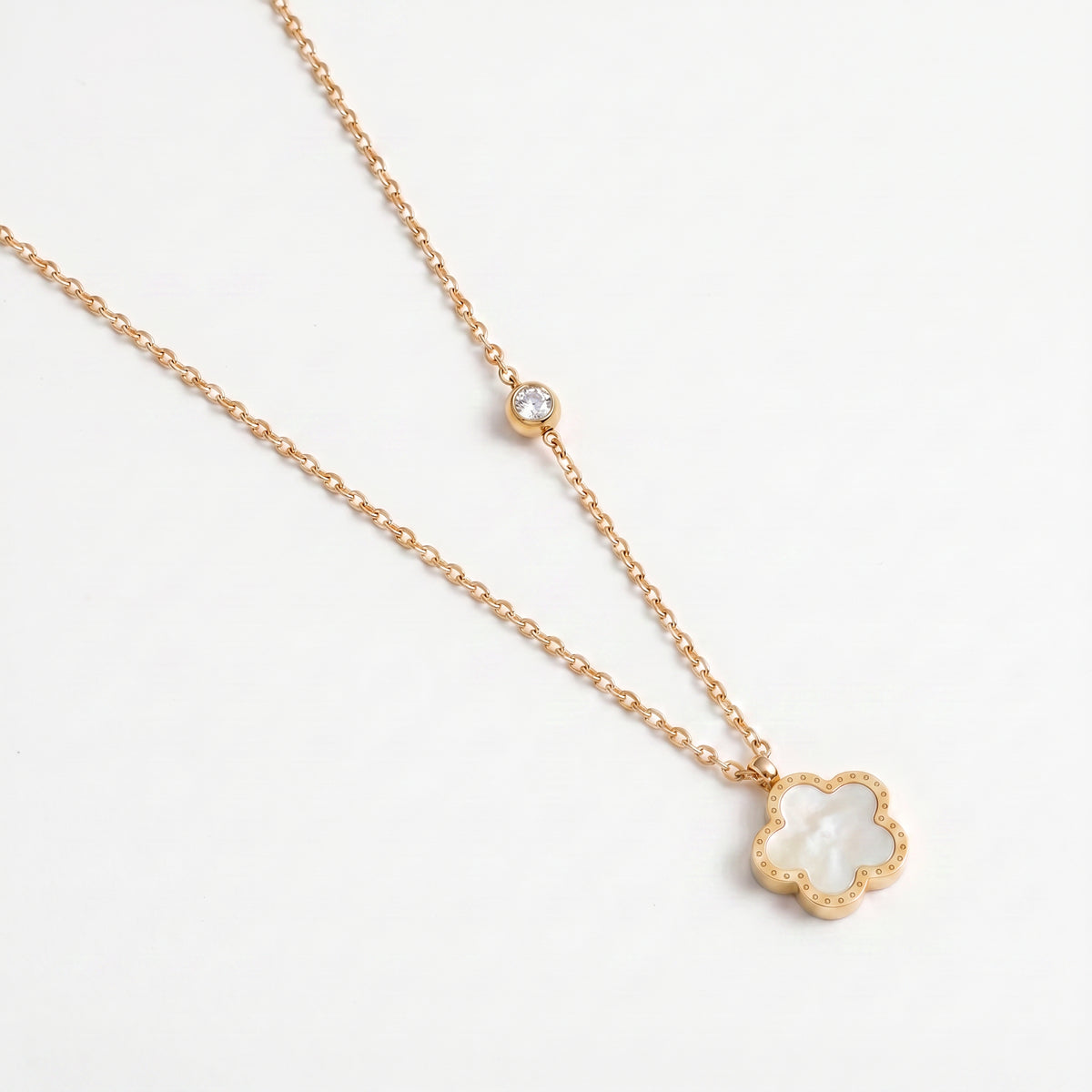 Serene Alhambra Flower Necklace