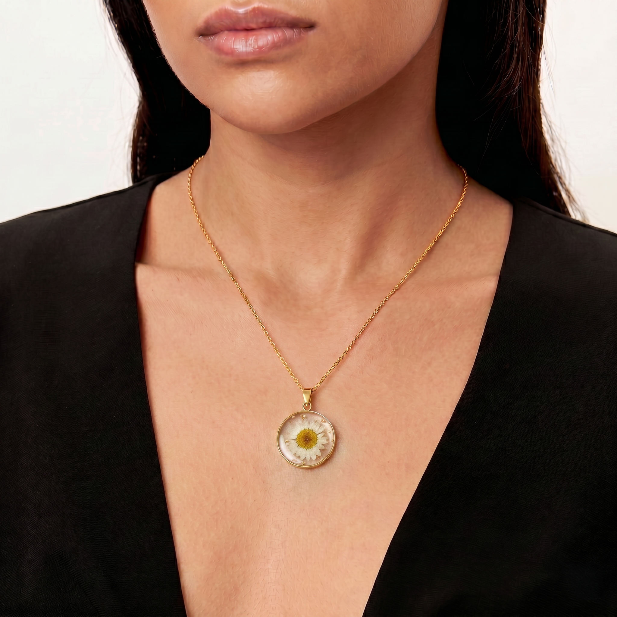 Ethereal Dried Flower Necklace | DESCRIPTION |