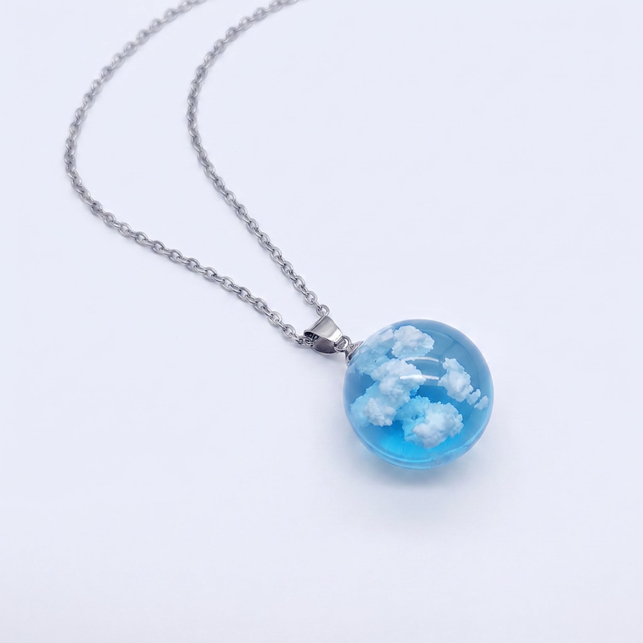 Spherical Sky Cloud Necklace | DESCRIPTION | YANA ALL VARIATIONS